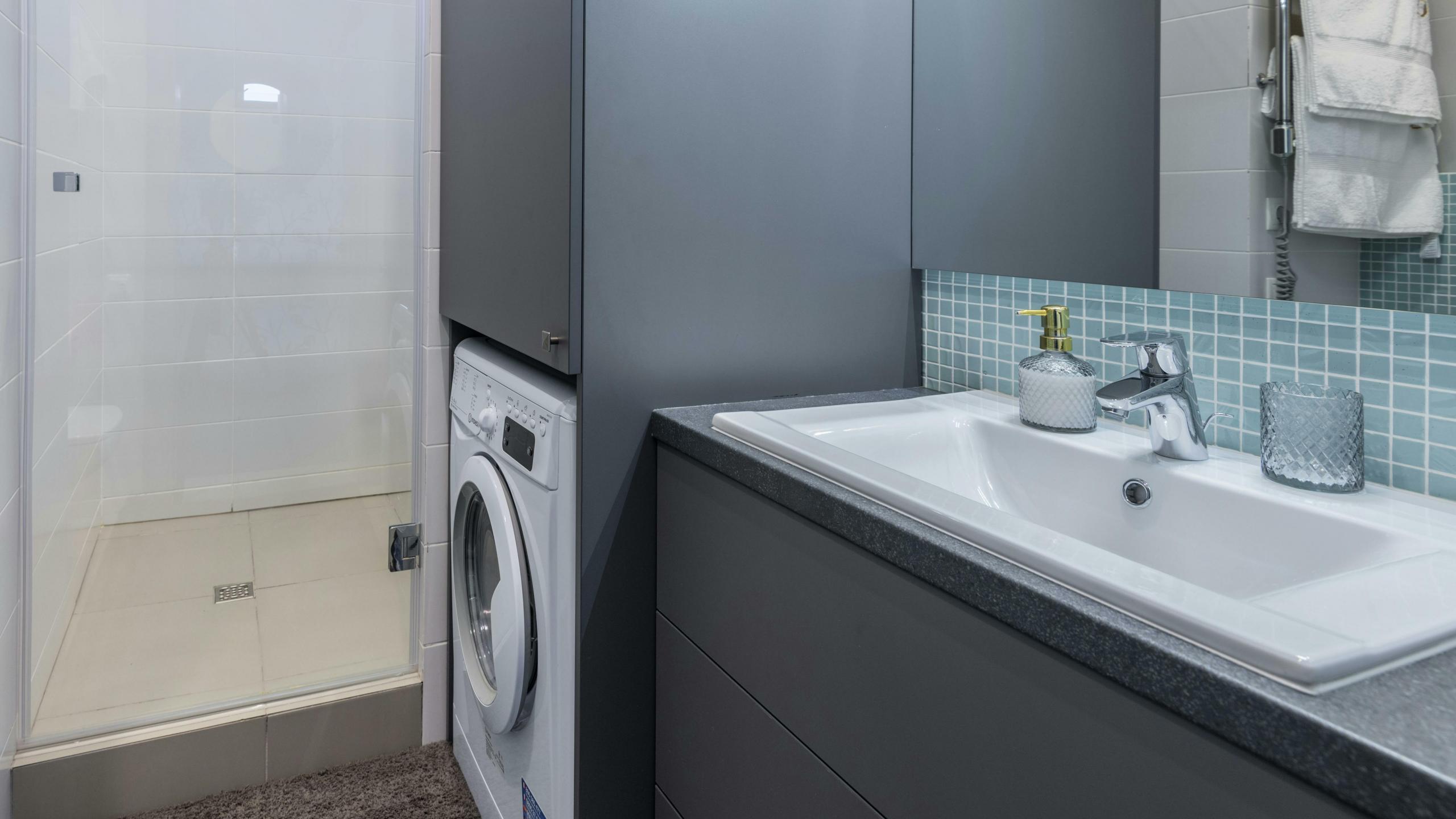 Maatwerk wasmachinekast - broers interieur